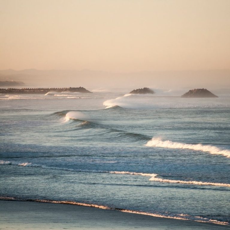 Symbol sanfte Wellen für innere Balance und persönliche Entwicklung